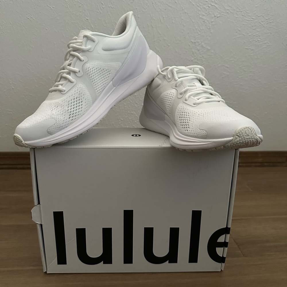 Lululemon W Blissfeel Run, Triple White, 10 (W)